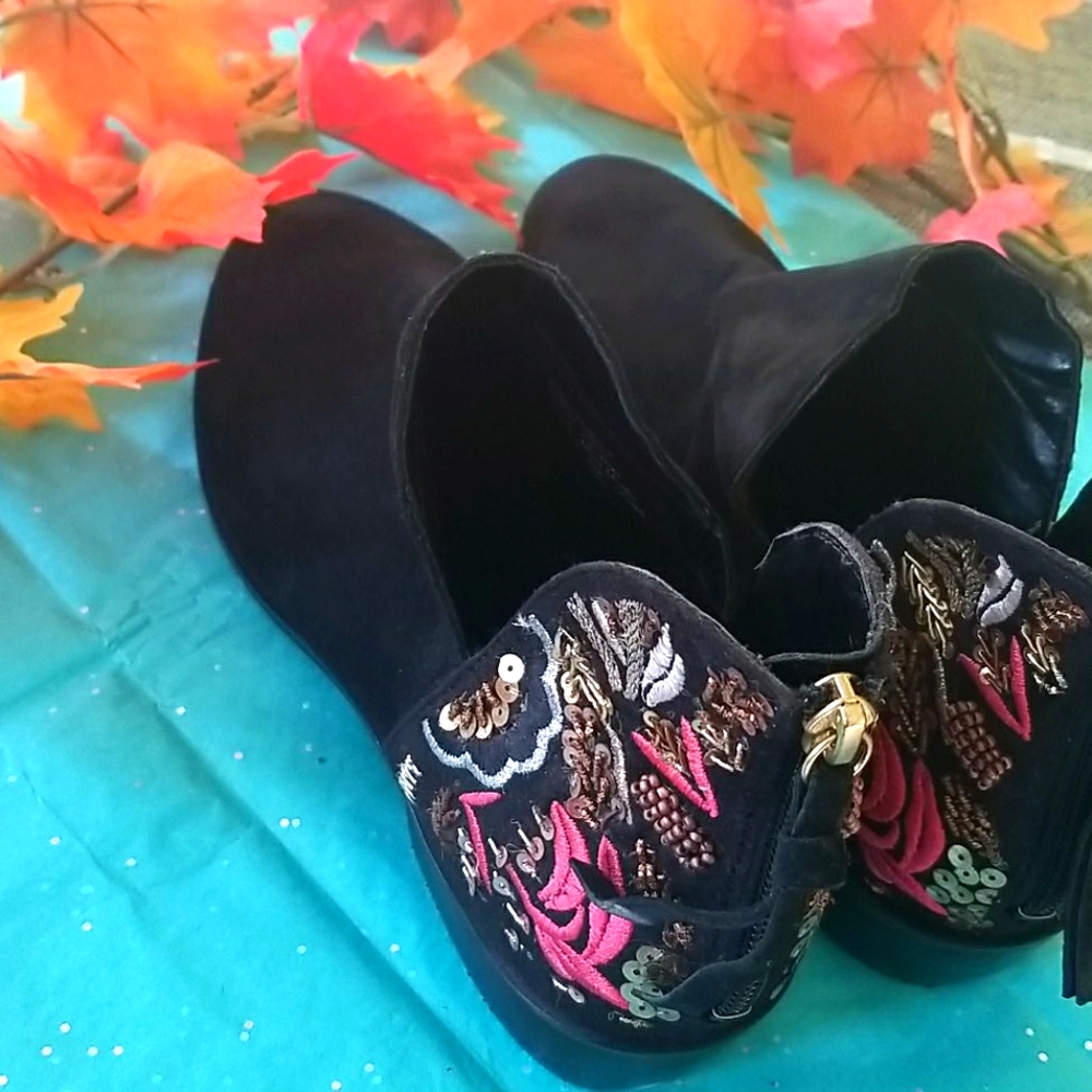 Embellished Kenneth Cole Black Booties